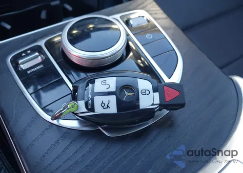 2017 Mercedes-Benz C 300 Sport 4Matic из США, поврежденный, VIN WDDWF4KB2HR232045